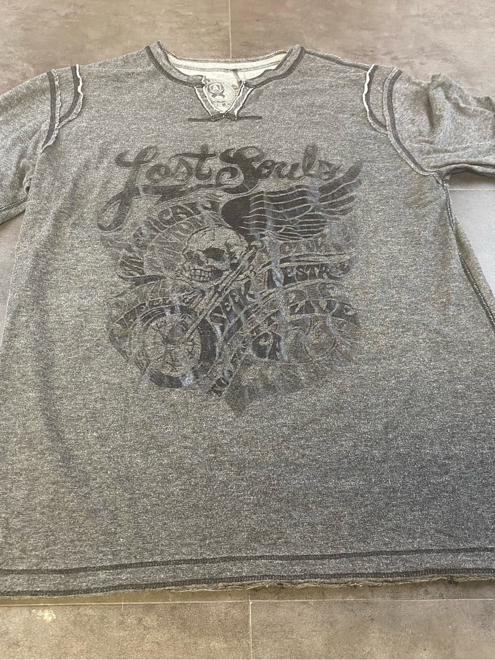 Affliction Heather Gray Skull & Wing Emblem Long Sleeve medium